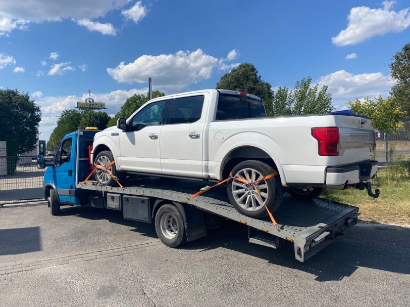 Autószállítás - Budakeszi.