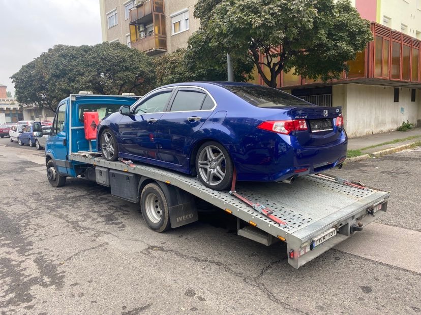 Autómentés Autószállítás Budapest III. Kerület.