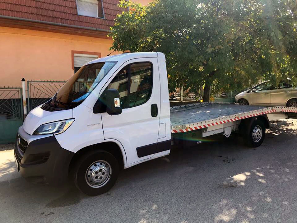 Autómentő, Autómentés, Furgonmentés 0-24, Gépszállítás.. https024automentes.huautomentes-budapest. https024automentes.hu