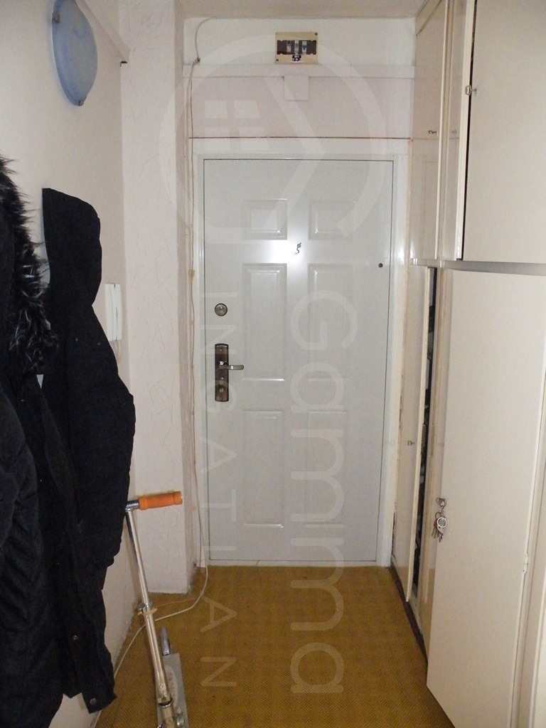Eladó 2 szobás panellakás a Bulgárföldön !-1133836
