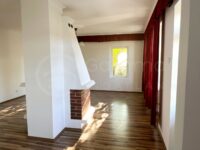 NYÉKLÁDHÁZÁN FELÚJÍTOTT CSALÁDI HÁZ ELADÓ!-1350363