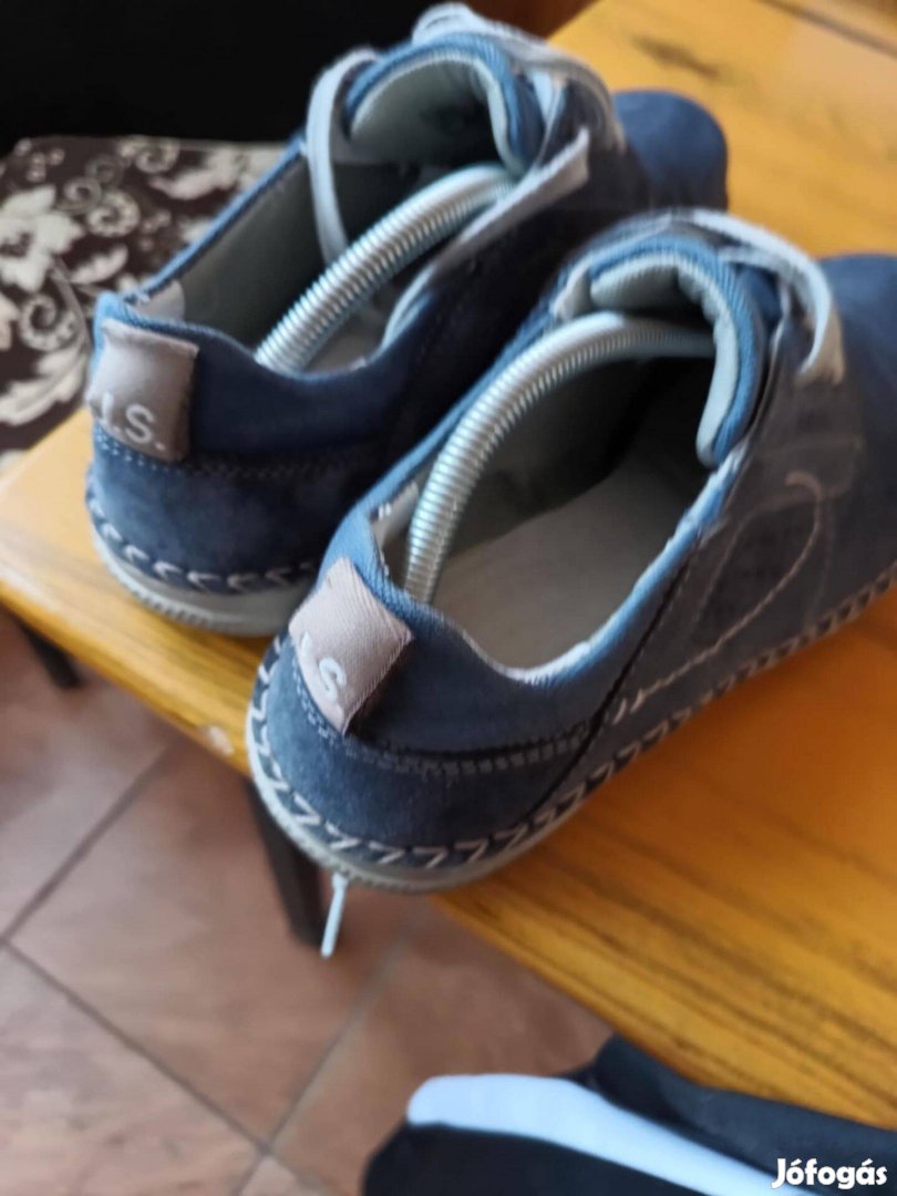 Elado_Josef_seibel_cipo_549252643498759