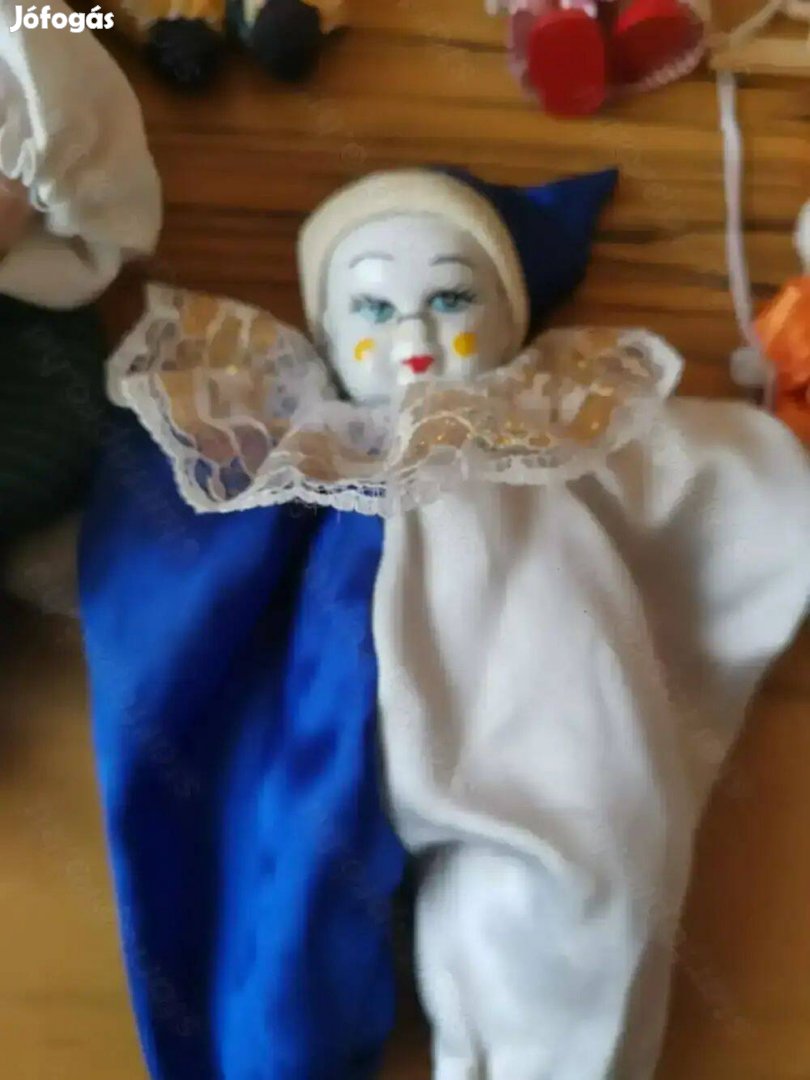 Elado_Antik_porcelan_feju_II_es_Mert_tobb_van_975042662203968