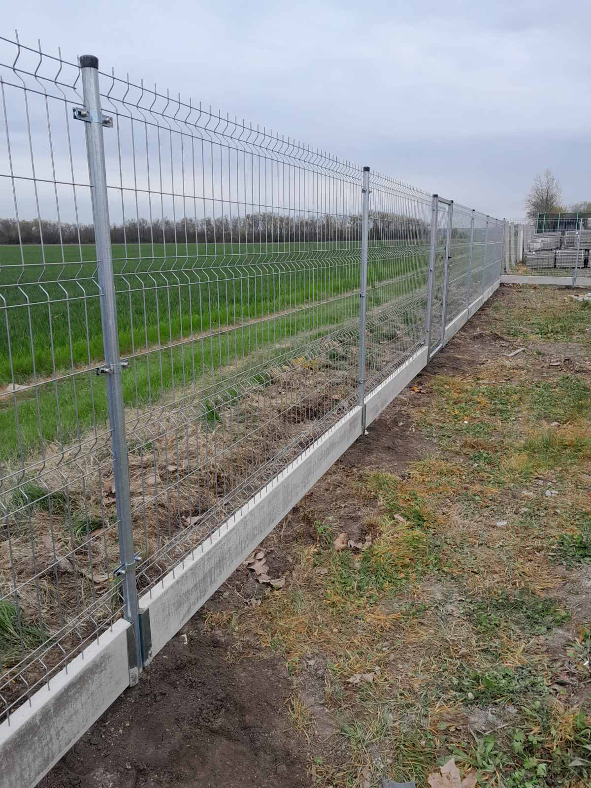 kerítés építés paneles 11