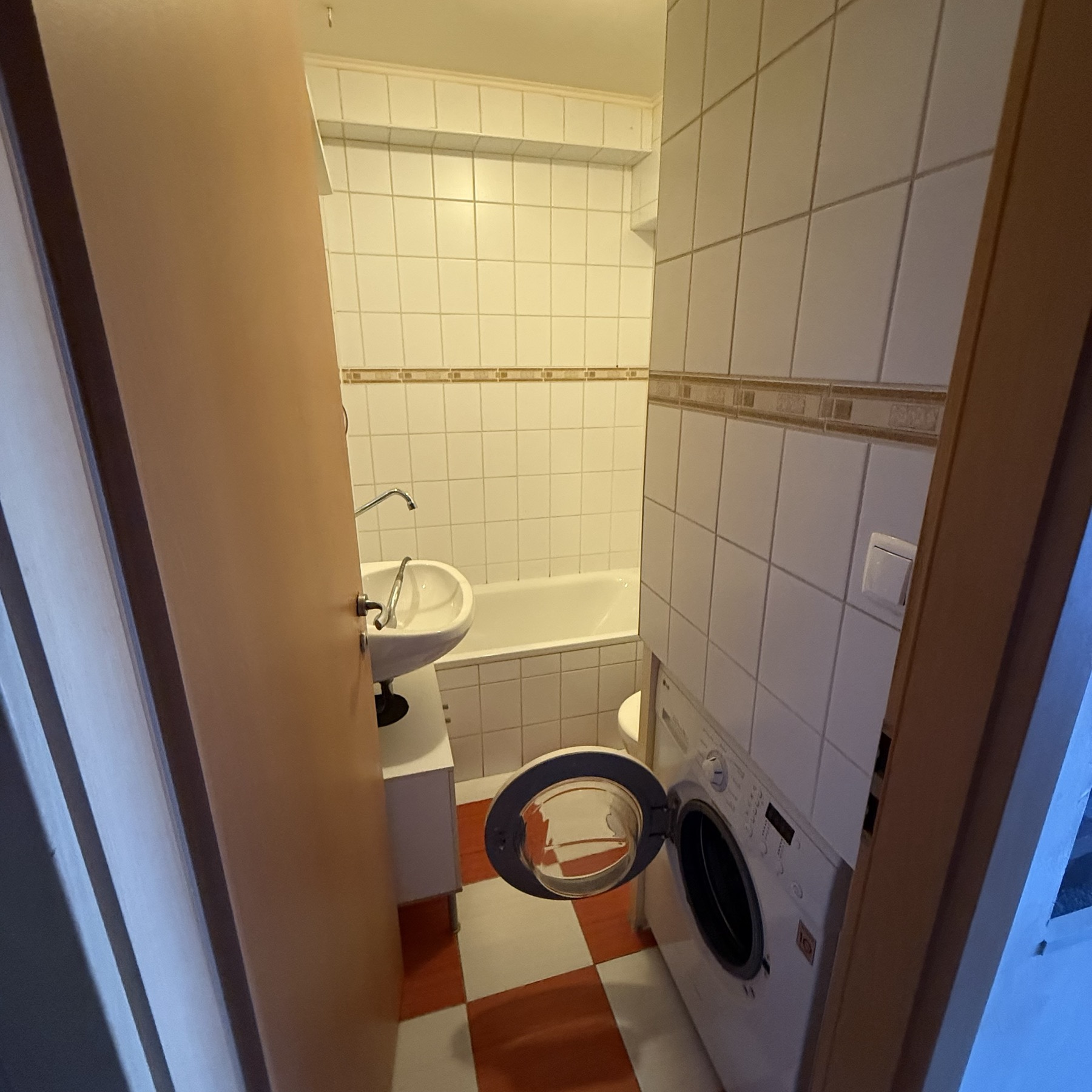 IMG-788935ac89f1b8eef0daa17e1abfd818-V