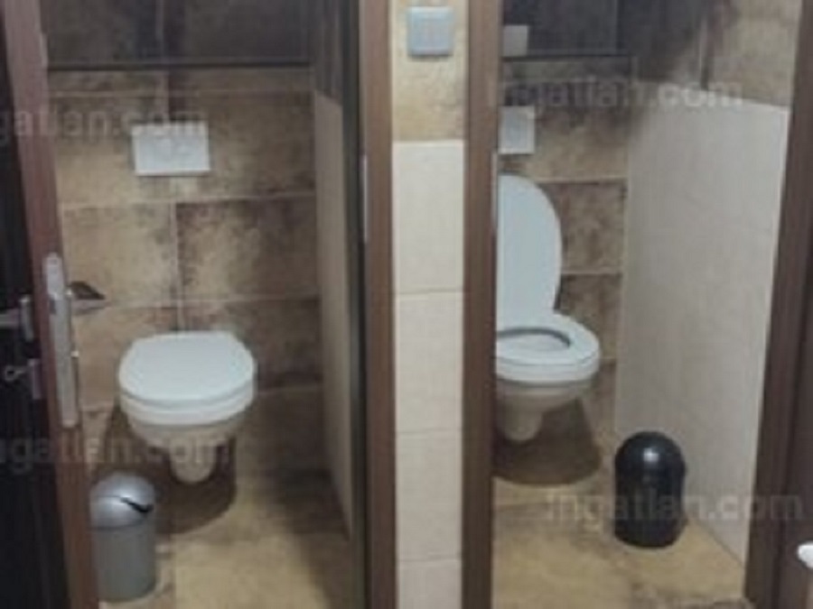 33947302_235718615_m