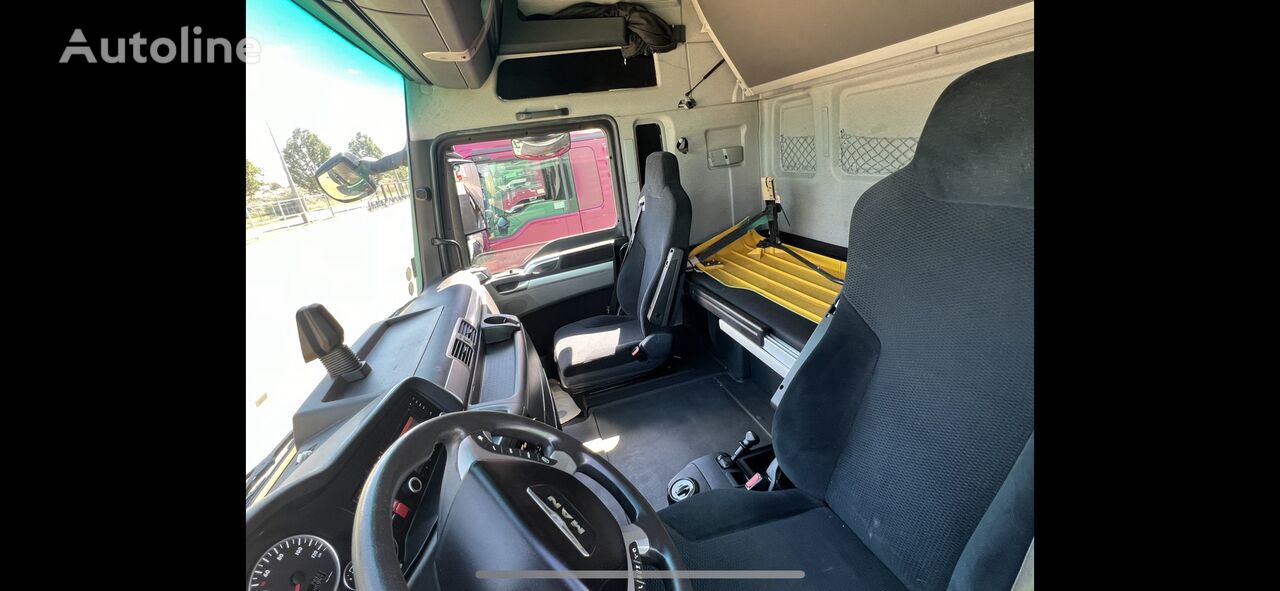 truck-tractor-MAN-TGX-18-480---1726744304387631291_big--24091913590560065200