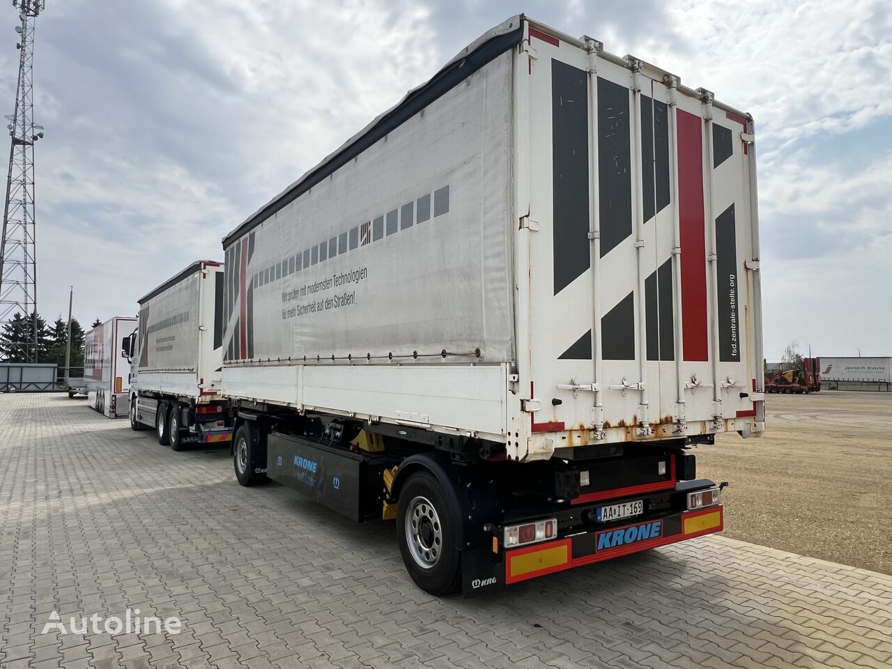 container-chassis-trailer-Krone-AZW18---1726780962328891775_big--24092000072735328900