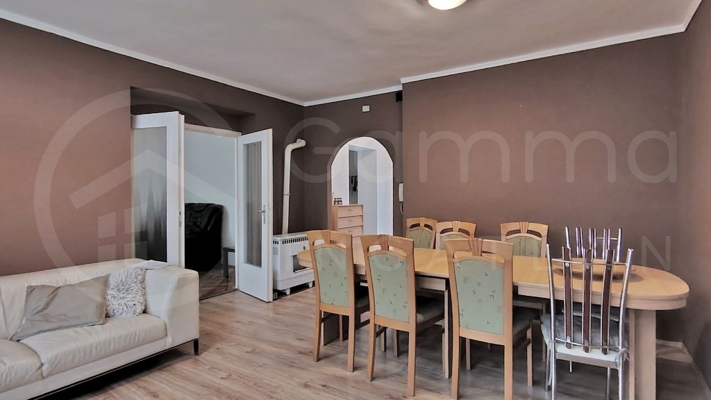 Eladóvá vált egy bruttó 245 m2-es