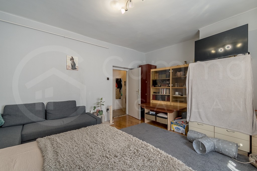 Tégla építésű gázkonvektoros 3 szobás lakás eladó!-1426051