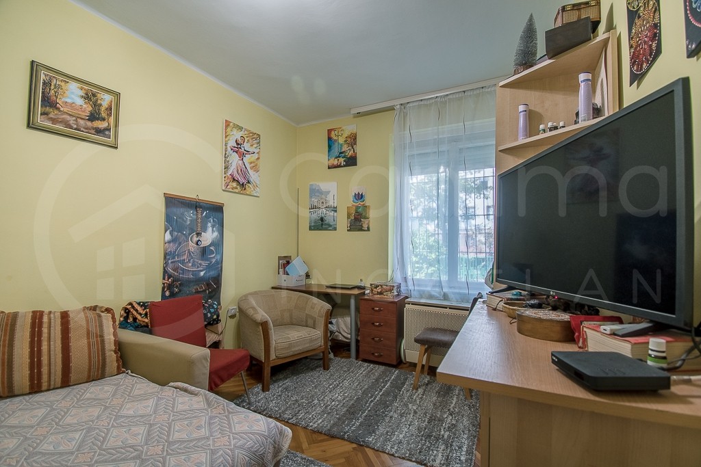 Tégla építésű gázkonvektoros 3 szobás lakás eladó!-1426052