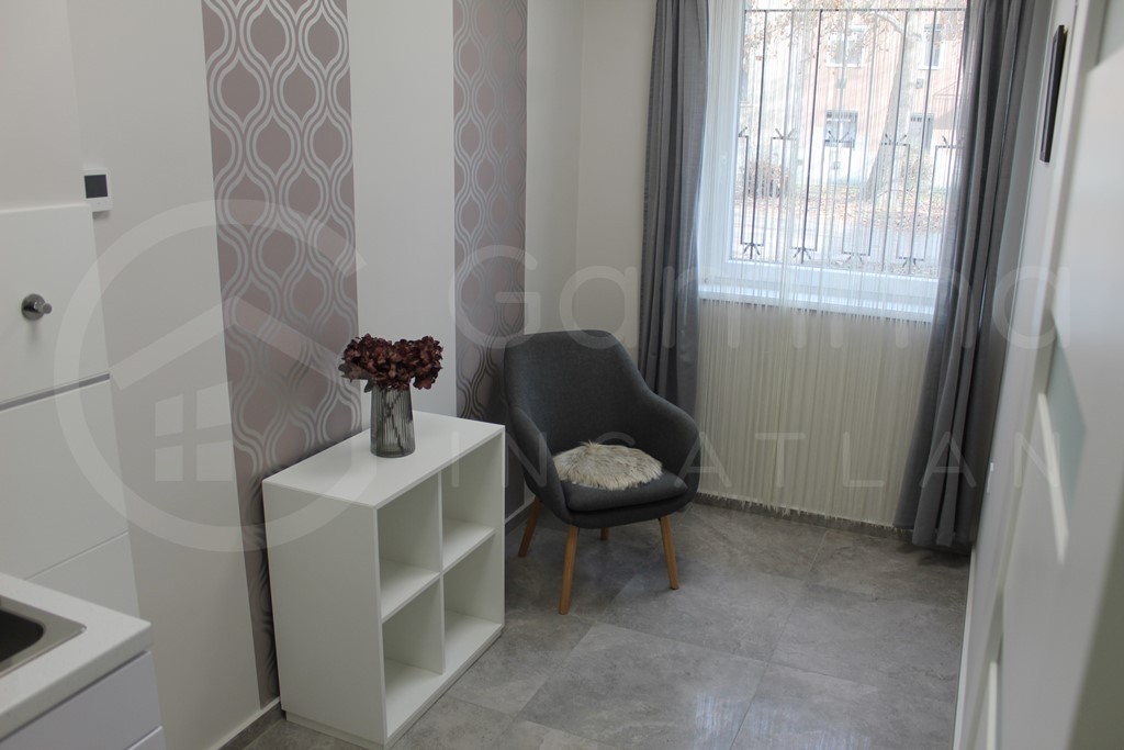 Miskolcon felújított 22 m2-es üzlet a Seslyemréten Eladó !-1431227