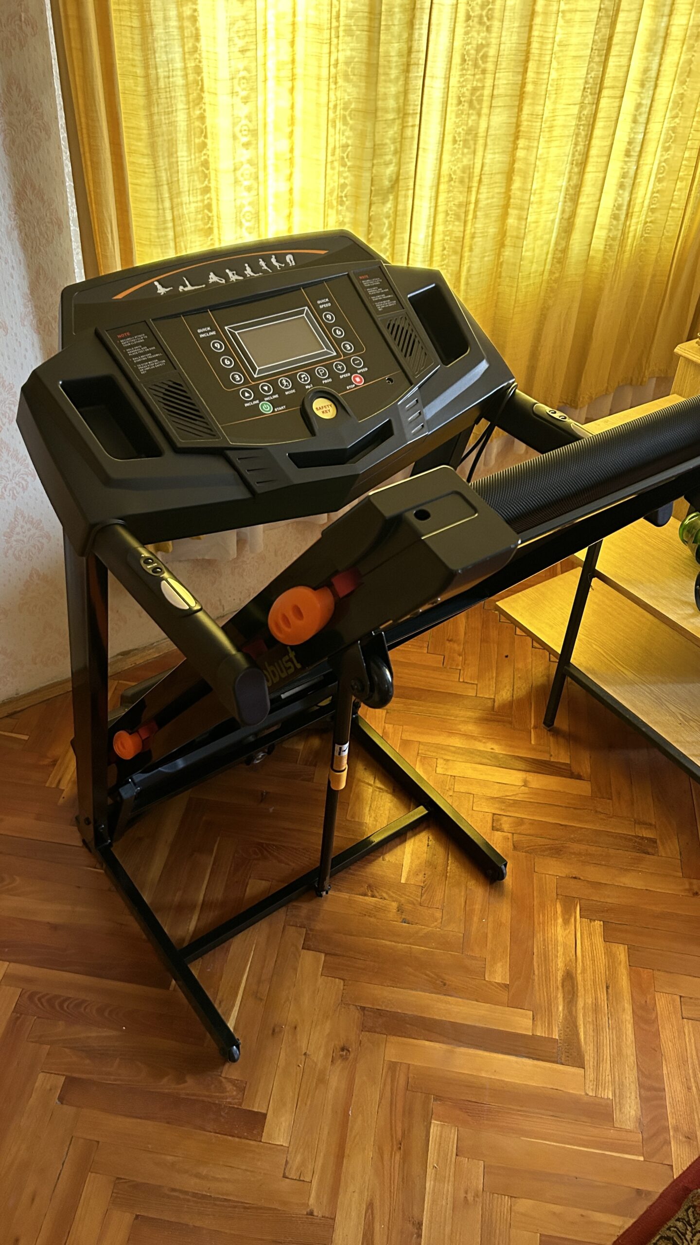 robus.toledo.4.jpgFUTÓPAD