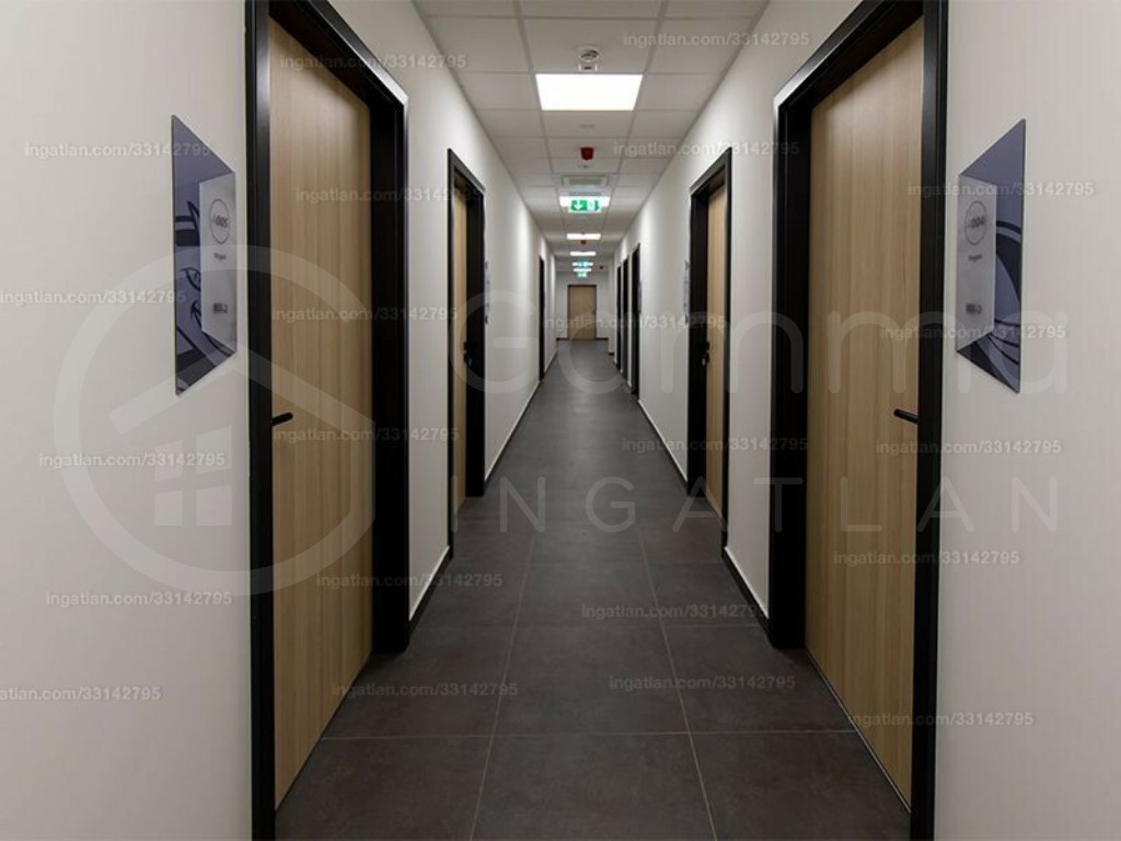 Miskolcon a HELL iroda irodaházban iroda kiadó!!-1091241