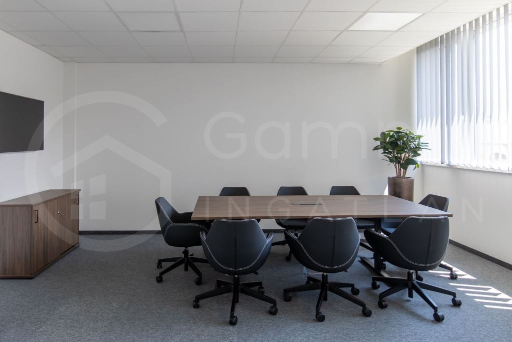 Miskolcon a HELL iroda irodaházban iroda kiadó!!-1091300