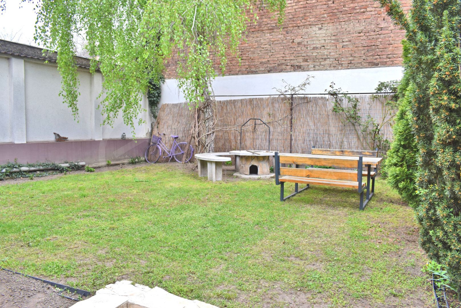 Debrecen Óváros részén eladó egy 4 szobás sorház