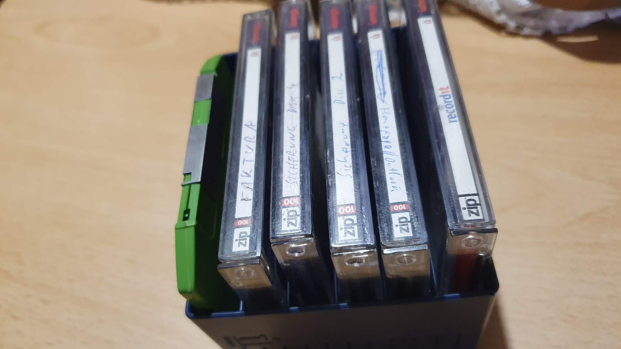 680ea968-6bd3-45ac-a5a2-2960daf894eb